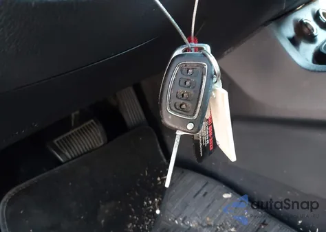 2016 Hyundai Santa Fe Se z USA, uszkodzony, nr VIN KM8SM4HFXGU147504